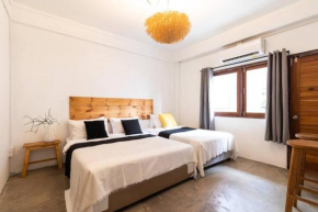 Near One Nimman 4Bedrooms TownHouse